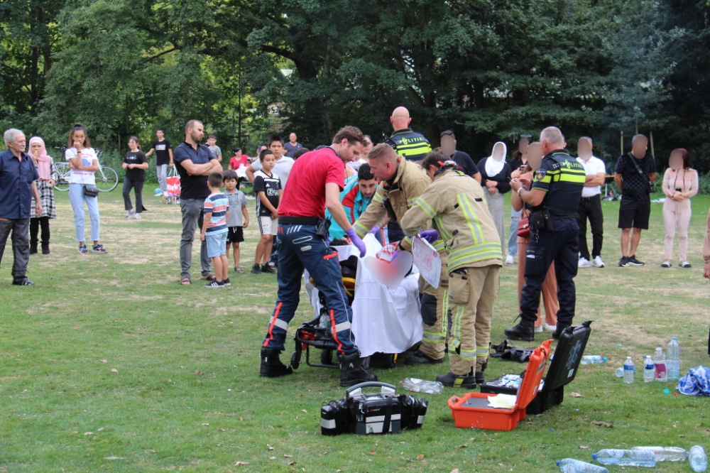 Barbecue ontploft: man zwaargewond