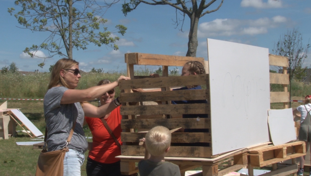 ‘Hartstikke blij’ met doorgang Kidsbouwdorp Beatrixpark Schiedam