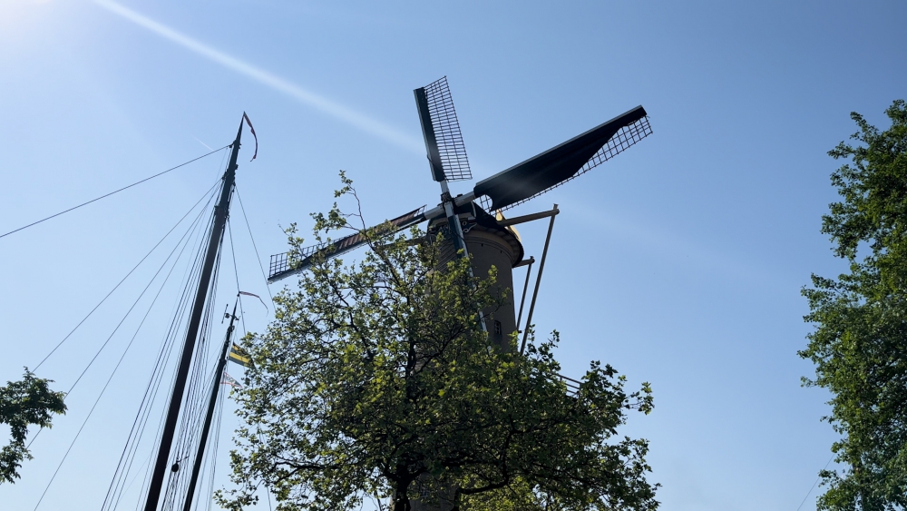 Nationale Molendag in Schiedam: “Brandersfeesten kunnen niet doorgaan dit jaar dus pak nu je moment”