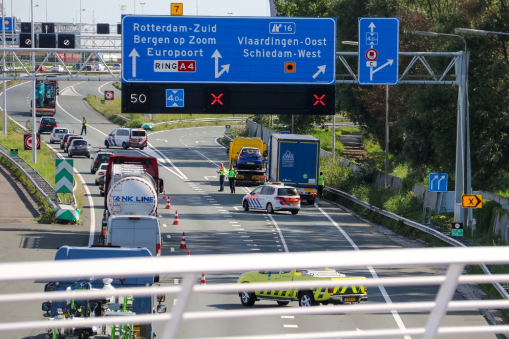 Gevaarlijke situaties op A4 na negeren rode kruizen