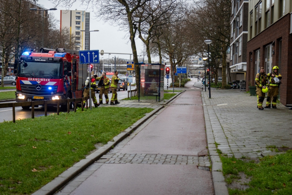 Hete kabel zorgt voor rook uit riool en stroomuitval