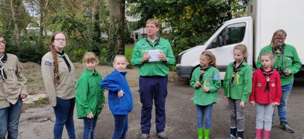 Richard Spruit neemt na 30 jaar afscheid als leider bij de Kabouters en Welpen van de Scouting Tono-groep