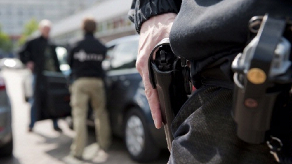 Politie vuurt waarschuwingsschot af bij aanhouding op de A20