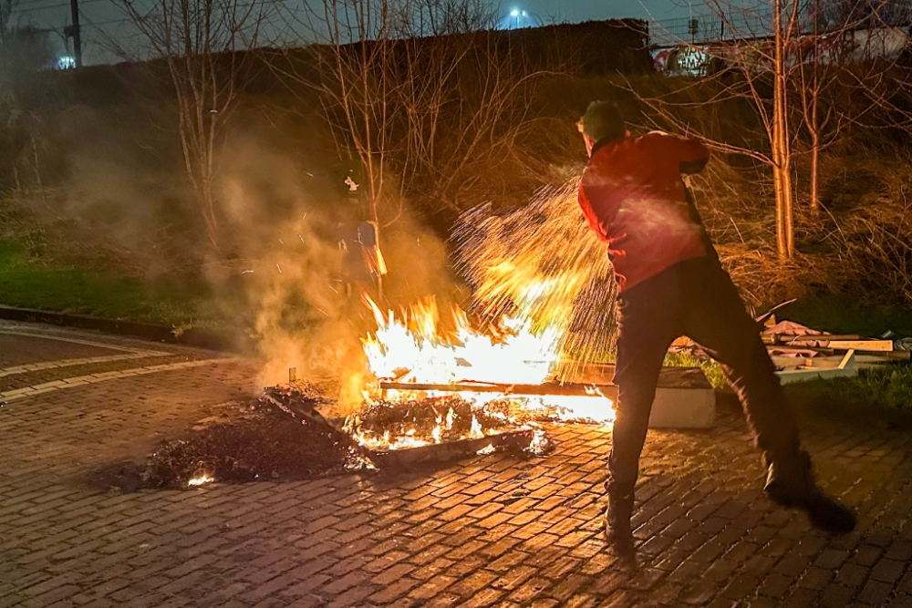 Geen brandende liefde maar brandende matrassen op 14 februari