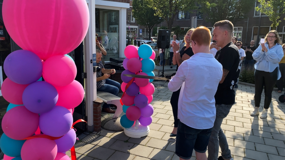 Opvang voor mensen met een verstandelijke beperking feestelijk geopend in De Erker