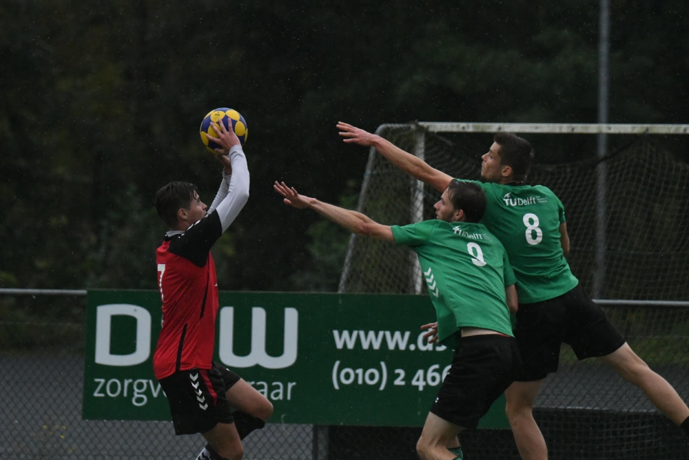 Korfballers Nexus verrassend onderuit tegen laagvlieger Paal Centraal