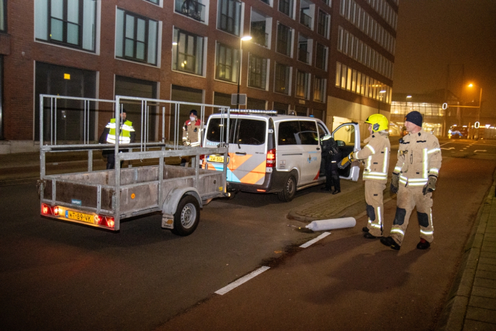 Straat afgezet om lekkende lachgastank