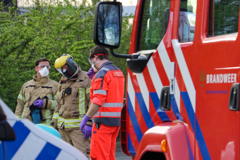 Hulpdiensten nemen voorzorgsmaatregelen bij reanimatie