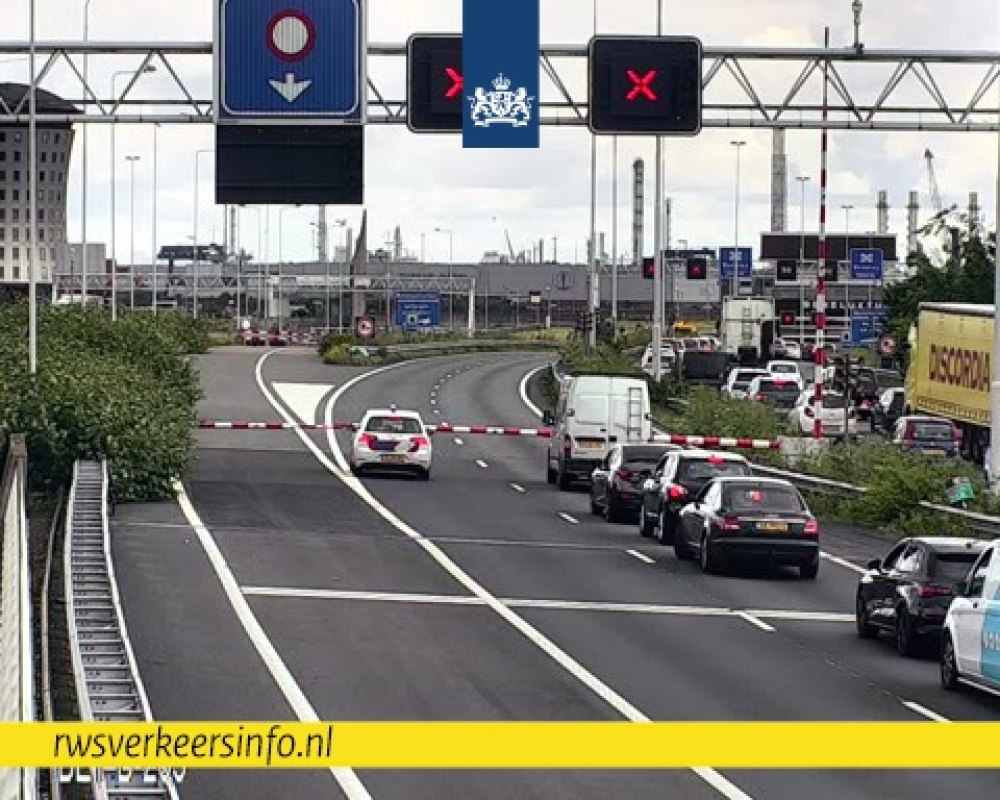 Verkeersellende door dichte tunnelbuis