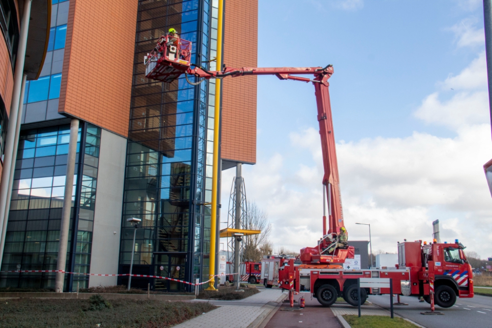 Klusje op hoogte voor de brandweer aan de Karel Doormanweg